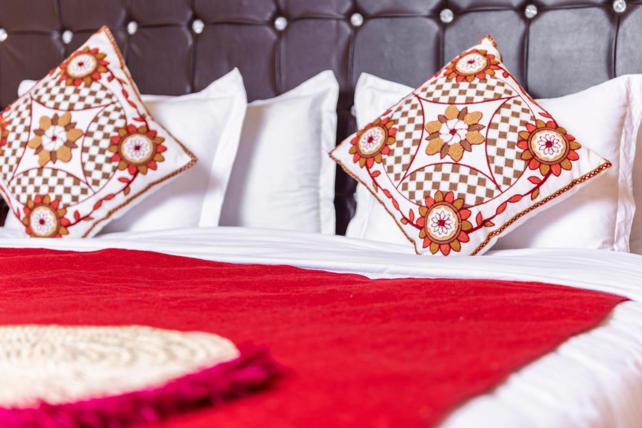 (三毛) Sanmao Desert Luxury Camp Merzouga Exterior foto